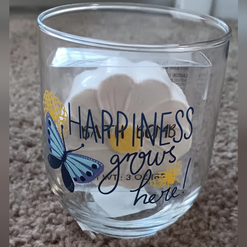 3 For $13💛Happiness Grows Here Glass & Bath Bomb